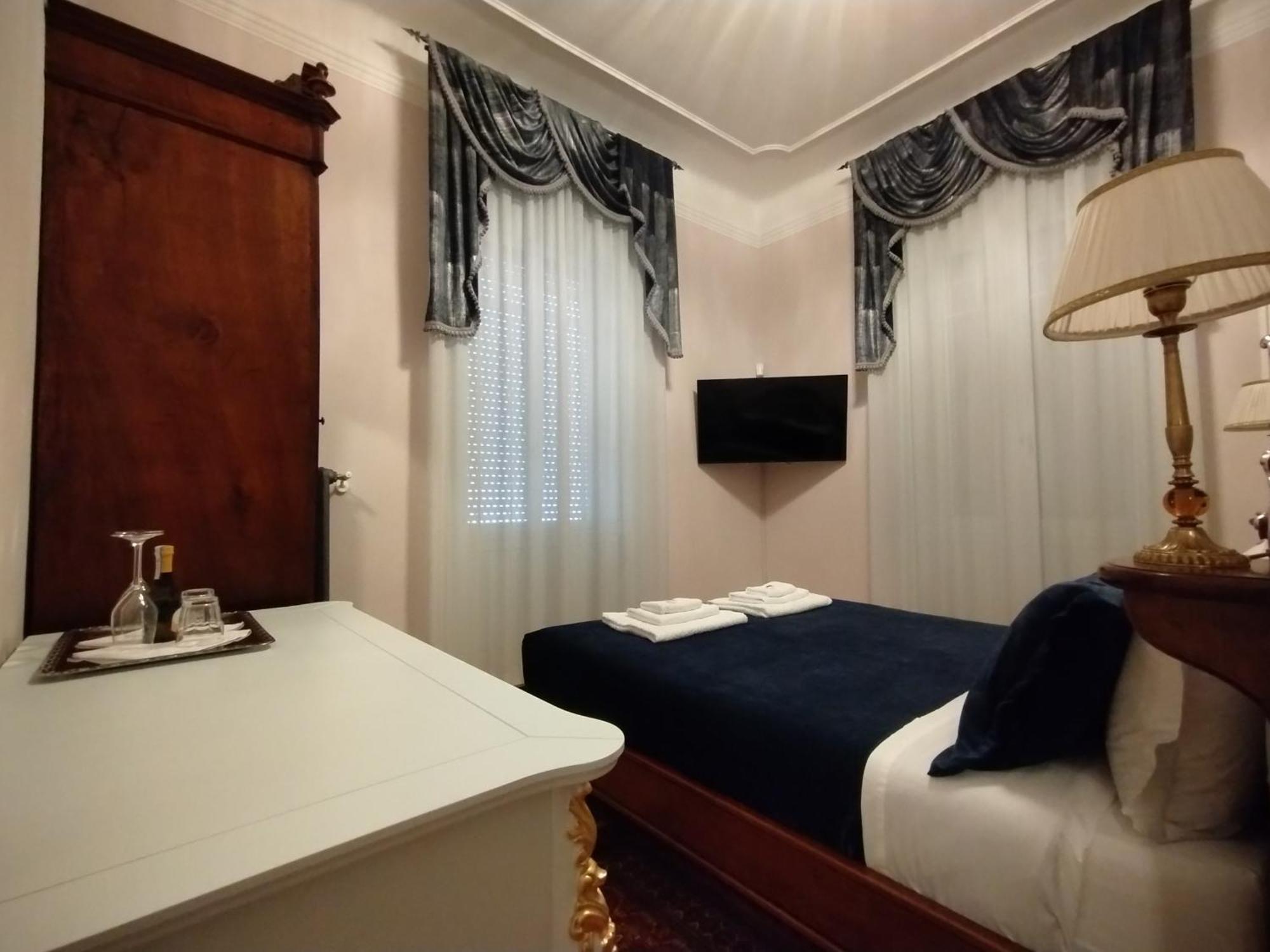 Nobili Libardi - Villa Basevi Verona Pokoj fotografie